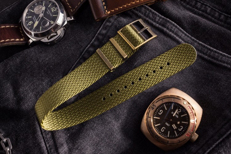 Nato strap 2025 bronze buckle